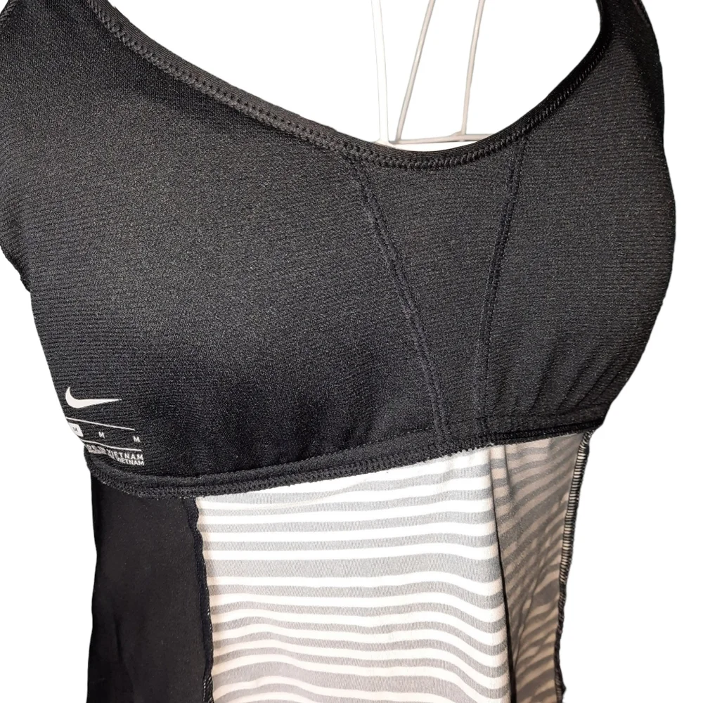 Nike Stripe Racerback Black & White Tankini Swim Top SZ M